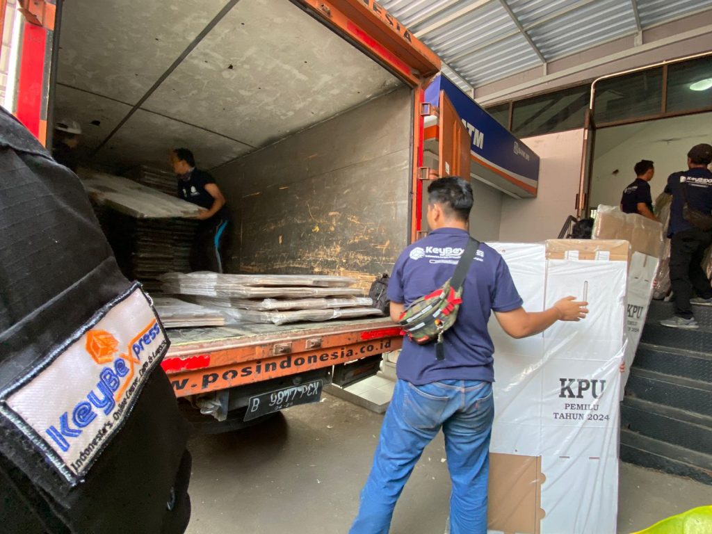 Lagi, KPU Gandeng KeyBeXpress Distribusikan Logistik di Kecamatan Se-Jaksel